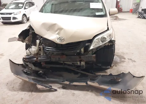 2011 Toyota Sienna Le V6 from USA, damaged, VIN 5TDKK3DC0BS134435